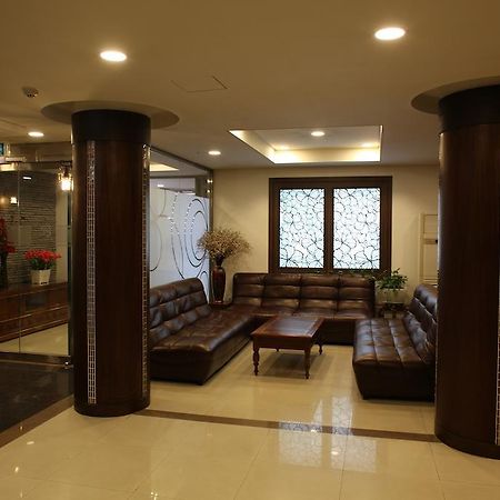 Hill House Seoul Myeongdong Hotel Bagian luar foto