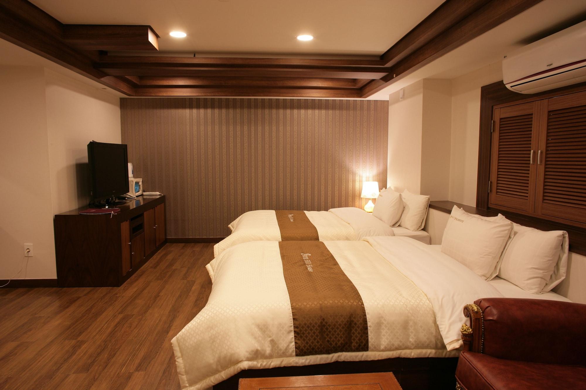 Hill House Seoul Myeongdong Hotel Bagian luar foto