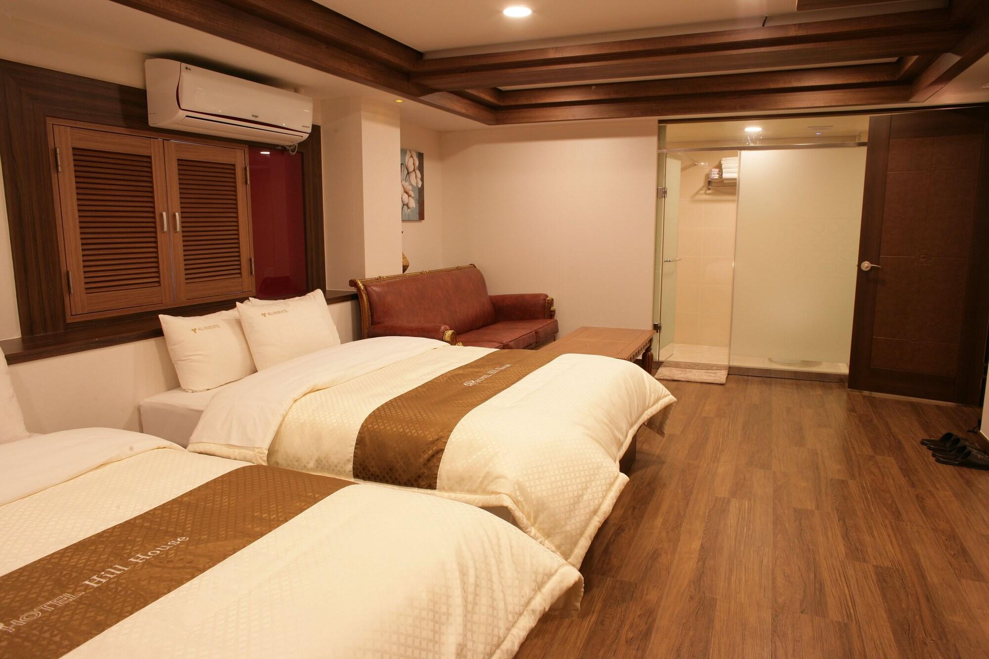 Hill House Seoul Myeongdong Hotel Bagian luar foto