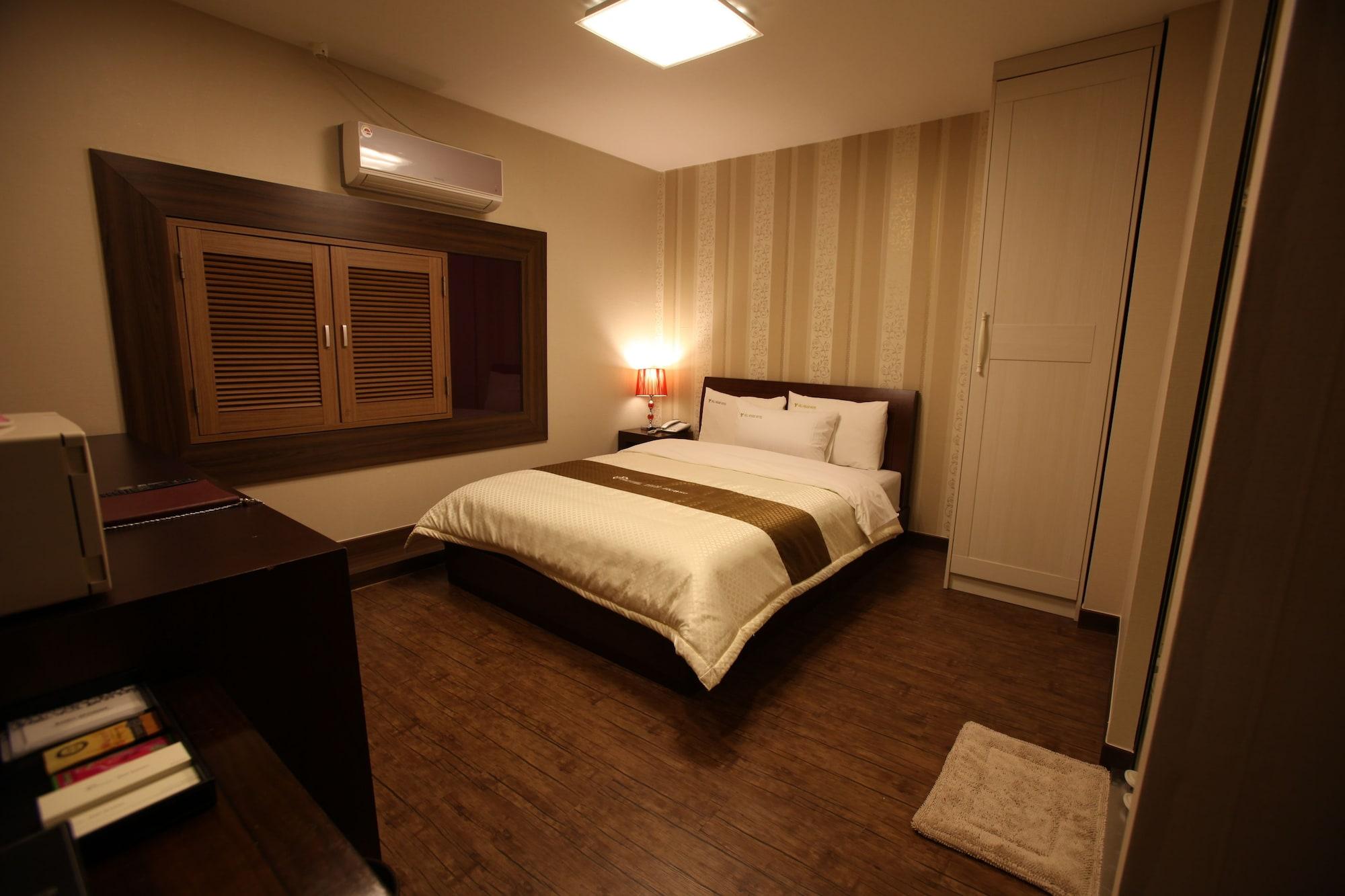Hill House Seoul Myeongdong Hotel Bagian luar foto