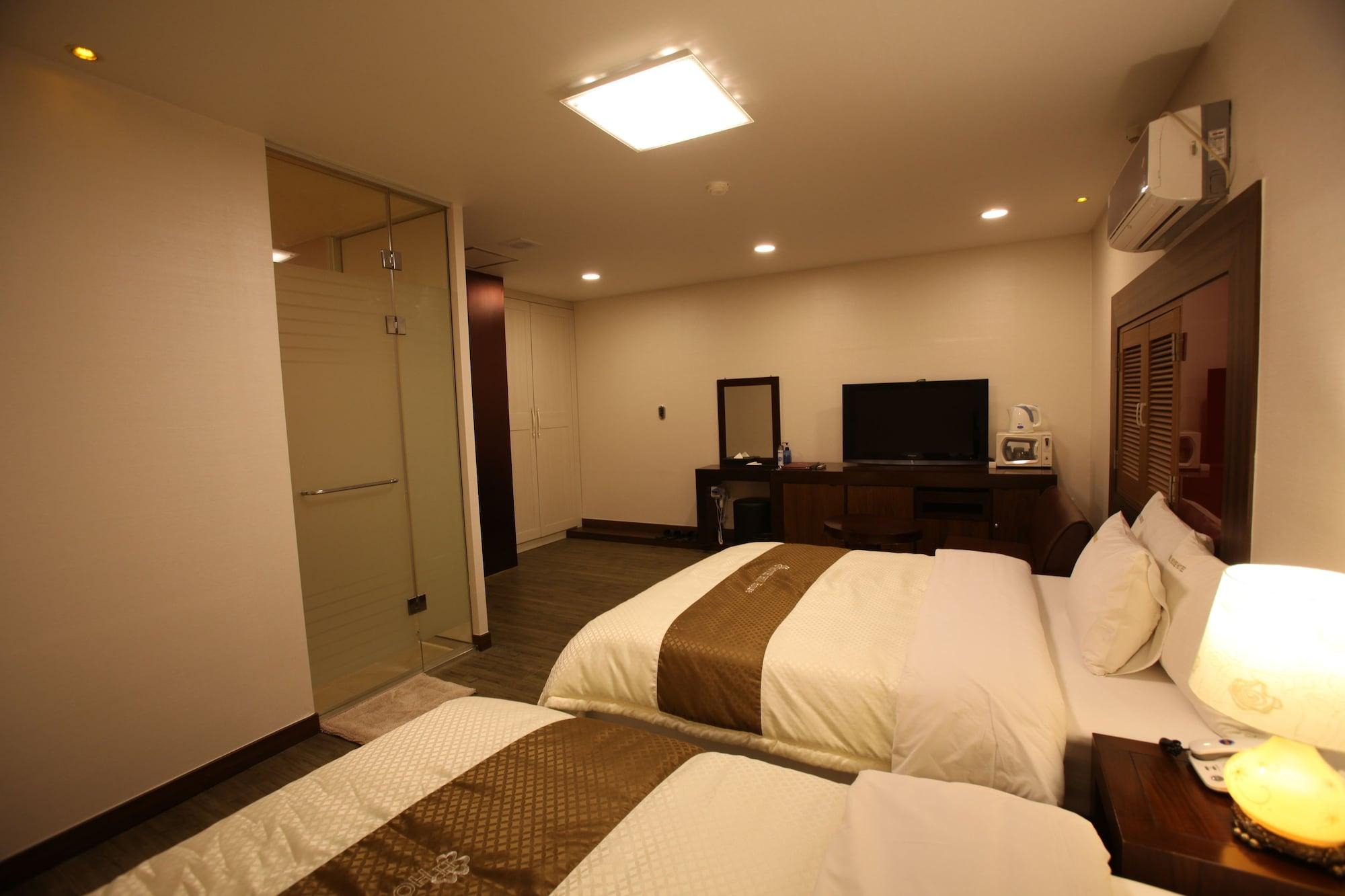 Hill House Seoul Myeongdong Hotel Bagian luar foto